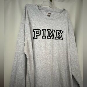 PINK
Size large
Gray